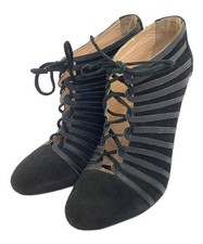 Christian Louboutin decolte