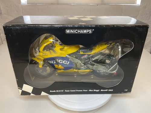 Minichamps honda rc211v - minichamps, 1:6