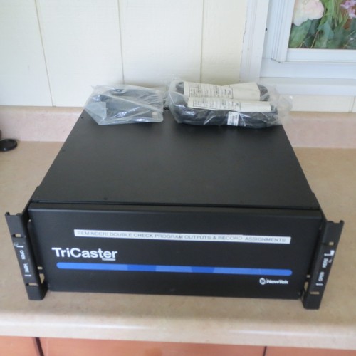 Newtek tricaster tcxd - newtek, 8000