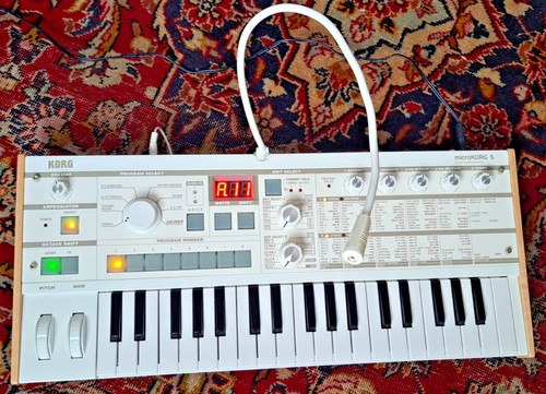 Korg microkorg analog - korg,