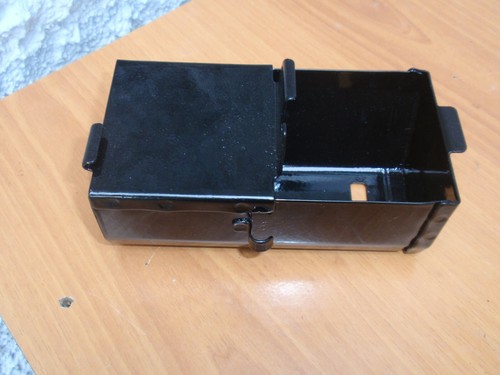 Suzuki 380 cassetta porta - 380,