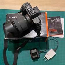 sony alpha a7 Mark II + 28-70 mm F 3.5-5.6 OSS - corpo Sony professionale