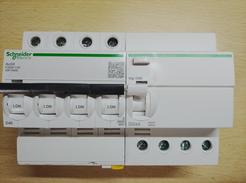 Interruttore magnetotermico - interruttore,