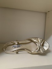 sandalo donna color oro platino pelle suola vero cuoio tacco kitten hell 7,5 cm