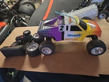 Camion vintage Traxxas Rustler