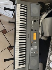 Yamaha Ypt310 keyboard with