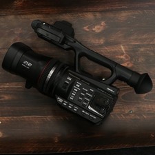 Panasonic HDC-Z10000 3D/2D