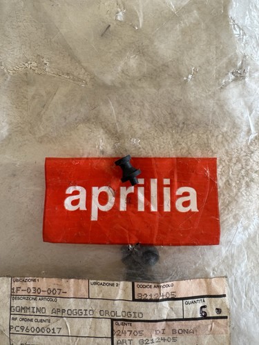 Ap8212405 aprilia gommino - ap8212405,