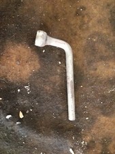 CHIAVE ATTREZZO RUOTA