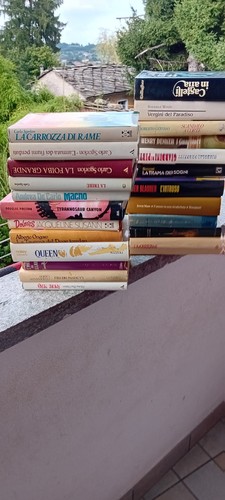 Lotto vecchi libri - lotto,