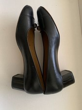 Salvatore Ferragamo Vara Flats