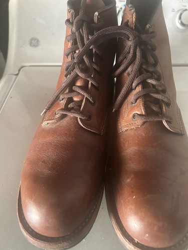 Red wings beckman - red,