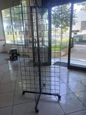 Espositore in metallo con ganci e rotelle Usato Ottimo