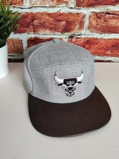 Cappellino snapback grigio
