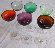 6 bicchieri da liquore a stelo