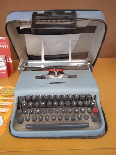 Macchina scrivere olivetti - macchina, da
