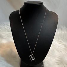 Collana con ciondolo