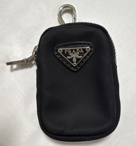 Prada borsa nera zip pouch - prada,