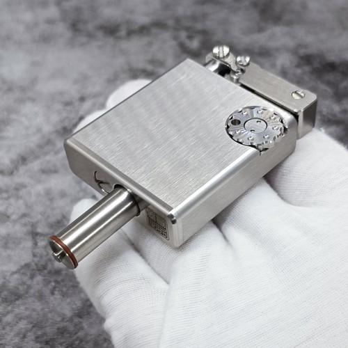 Accendino automatico - , a