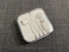 New White Stereo Earphones