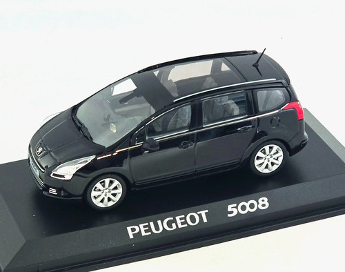 Peugeot 5008 nero - (serie,