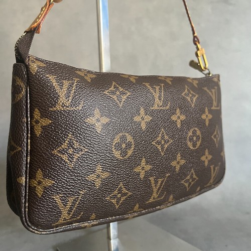 Louis vuitton monogram - louis,