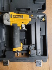 Dewalt DPN1850-XJ Chiodatrice