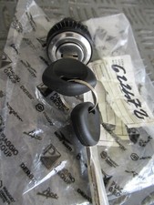 622472  SERRATURA BAULETTO  VESPA & SCOOTER VARI PIAGGIO (originale Piaggio)