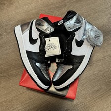 Nike Air Jordan 1 High Retro