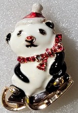 Spilla natalizia vintage Buon Natale smaltata panda slitta strass