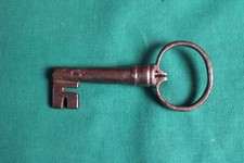 L68- ANTIQUE KEY -OLD KEY