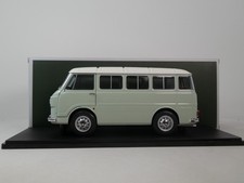 Mitica Alfa Romeo F12 Minibus