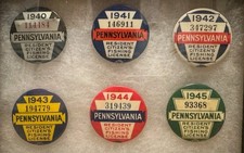 Lotto 6 spille bottone patenti pesca Pennsylvania vintage 1940-1945 in esposizione 