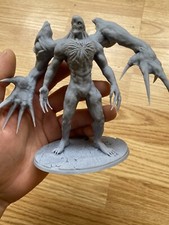 modellino figurina resident