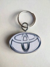 Toyota portachiavi in legno