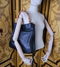 GUCCI Borsa a tracolla vintage in pelle nera con manico in bambù