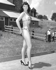 BETTIE PAGE Vintage Actress