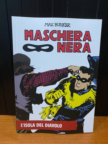 Maschera nera isola del - nera,