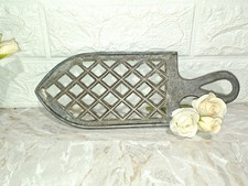  ANTICO APPOGGIA FERRO DA STIRO  Lungh Cm 28 Largh 10 Patina Originale