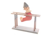 Molto Vecchio Gioco IN Legno Originale Arlecchino Su Reck Pagliaccio Unico Raro