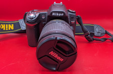 Nikon D80 con obiettivo AF-s