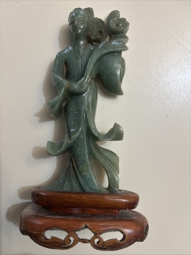 Scultura giada - in,