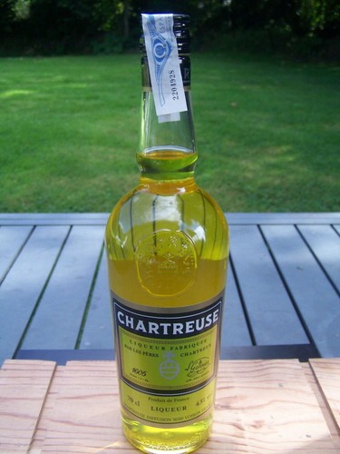 Bouteille chartreuse jaune - bouteille,