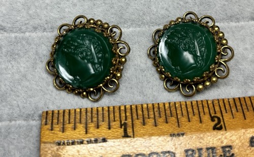 Cammeo verde vintage dea