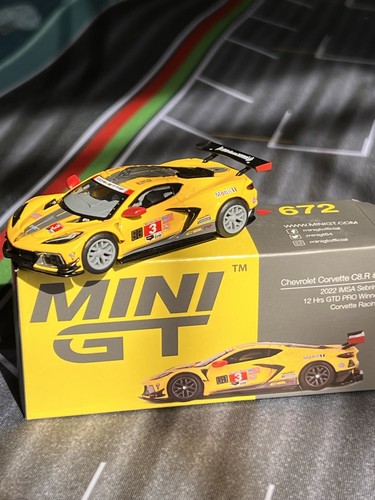 Mini corvette r 3 - 1:64, c8.r