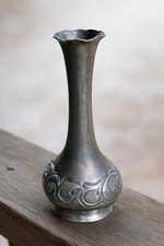 Vintage Peltro 95% Pewter Bud