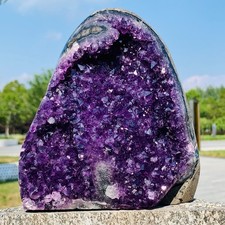 4.58LB Natural Amethyst geode