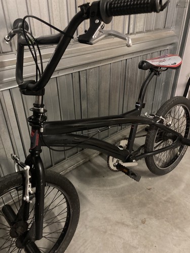 Bicicletta bmx freestyle - bicicletta,