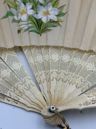 Squisito antico ventilatore - antico, a
