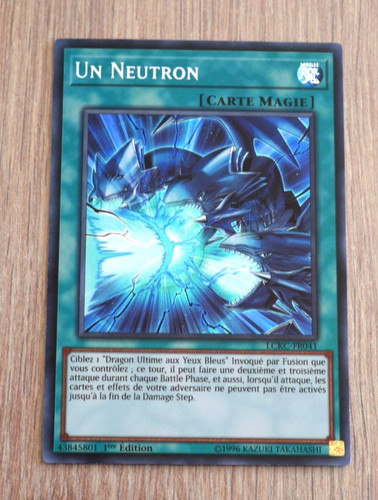 Carte un neutron - !,